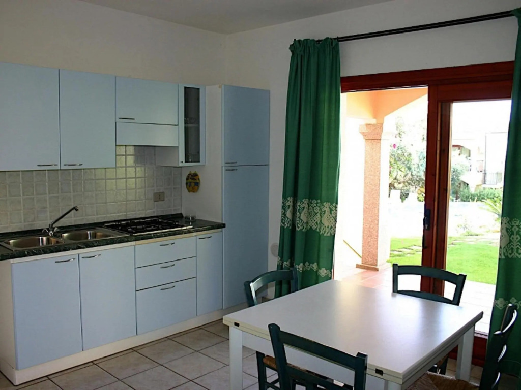 Apartment in Bageis with barbecue