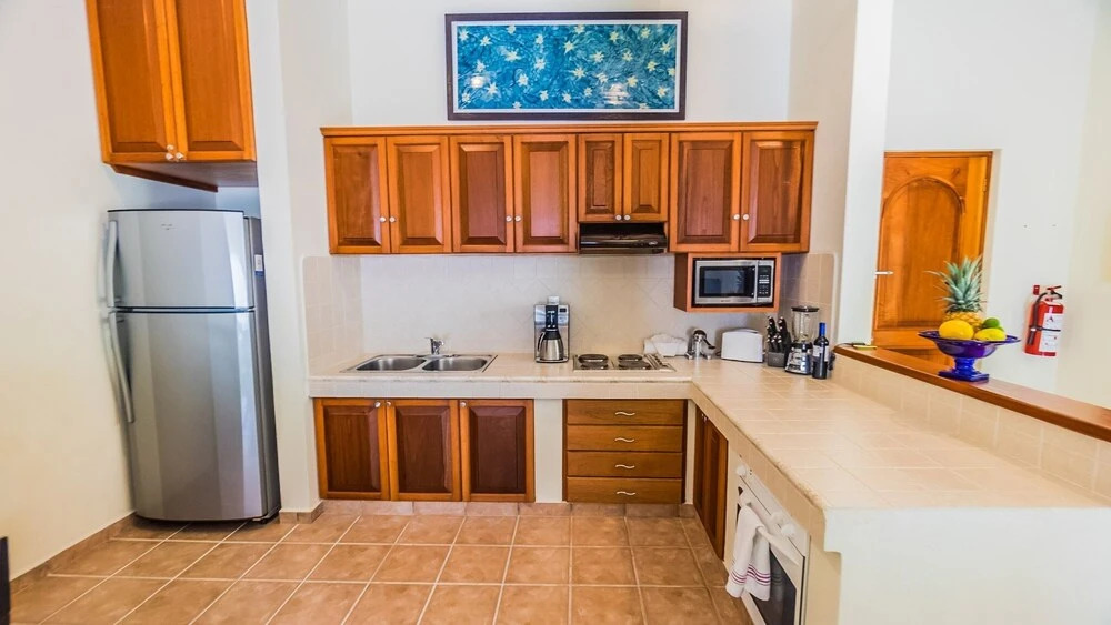 Romanina 1 Condo in the Heart of Playa del Carmen by RedAwning