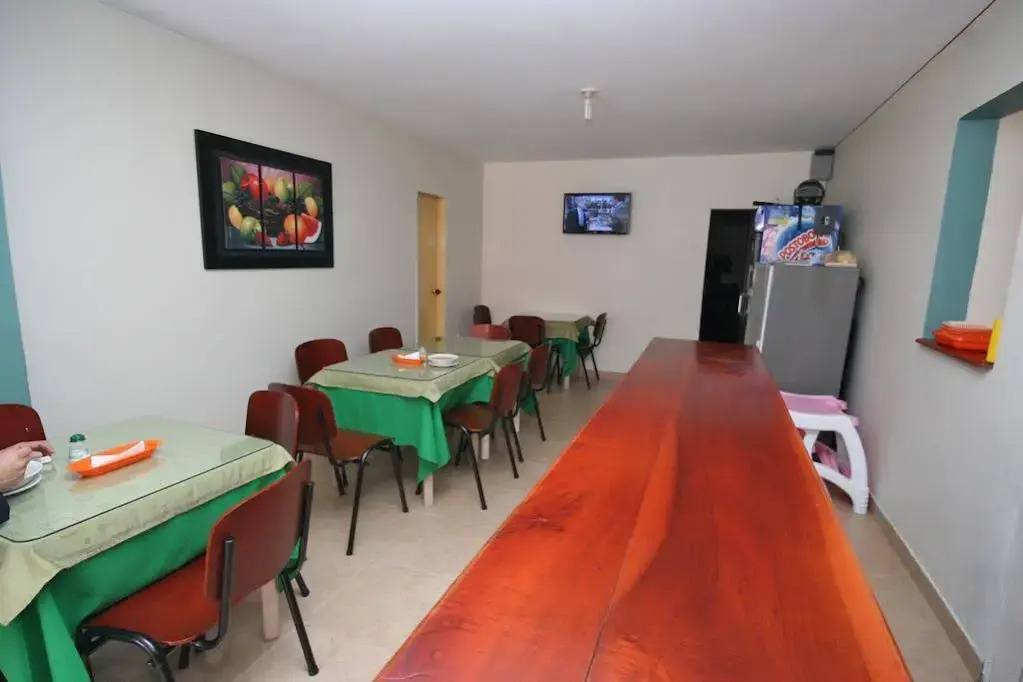 Hotel Sello Dorado