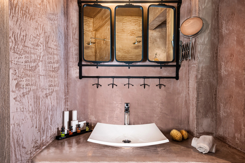 iFeel Athens Suites