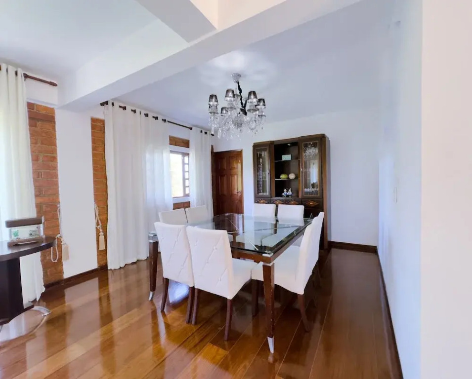 Casa de Luxo 2500m na Granja Viana