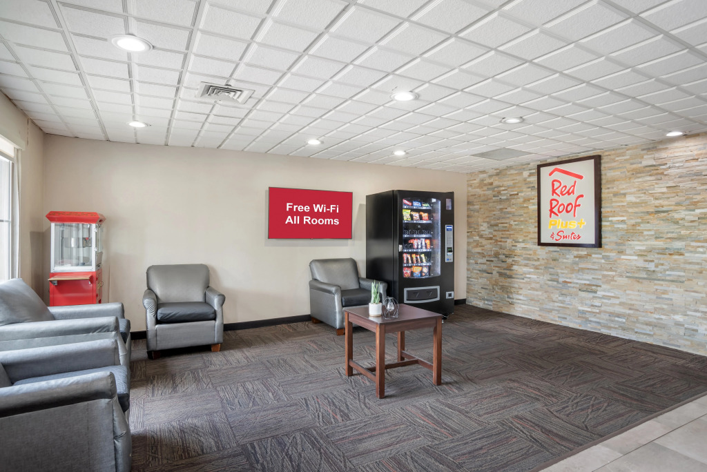 Red Roof Inn PLUS & Suites Vicksburg