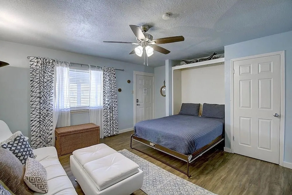 The Cozy Coconut condo