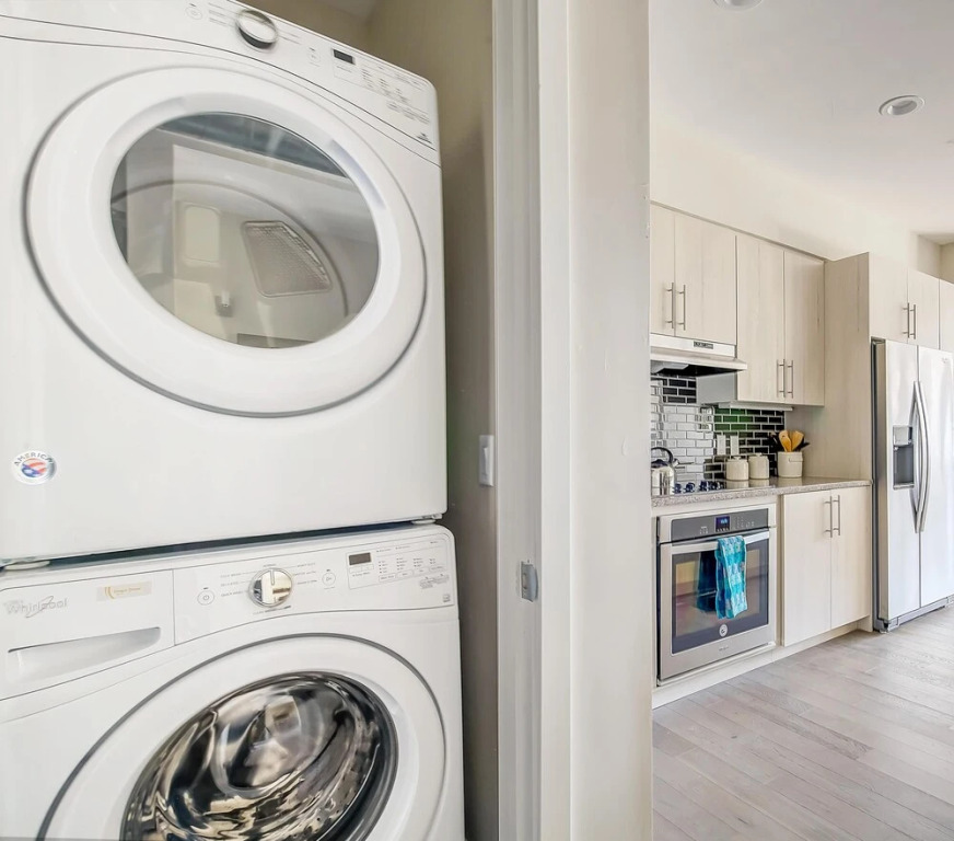 Rino Art Lofts - Modern Rustic Oasis - Sleeps 6