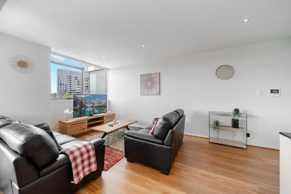 Stylish 1-bed Flat With Pool, BBQ & Sauna Access