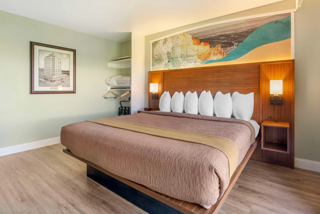 Best Western Plus Ahtanum Inn