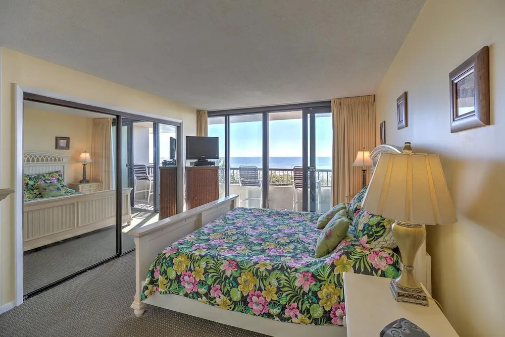 Sea Winds 101 3 Bedroom Condo