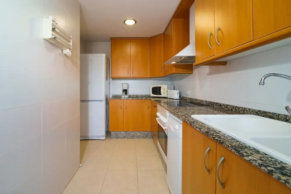 Fais in D nia With 2 Bedrooms and 2 Bathrooms
