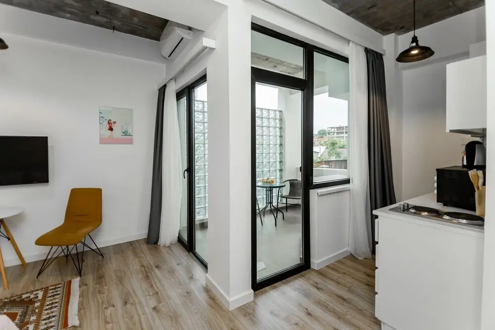 Ninoshvili Apartments by Picnic