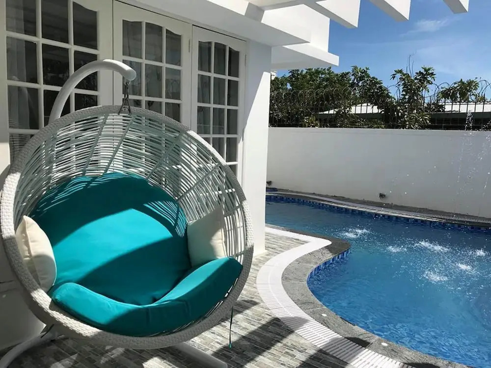 Kat Villa