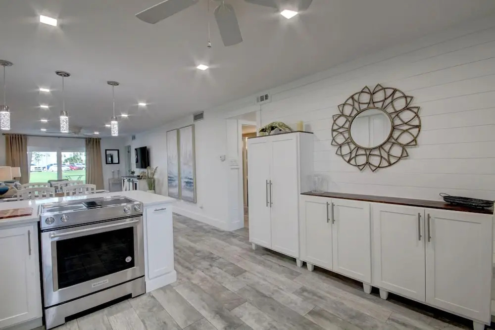 116 El Matador 2 Bedroom Condo by RedAwning