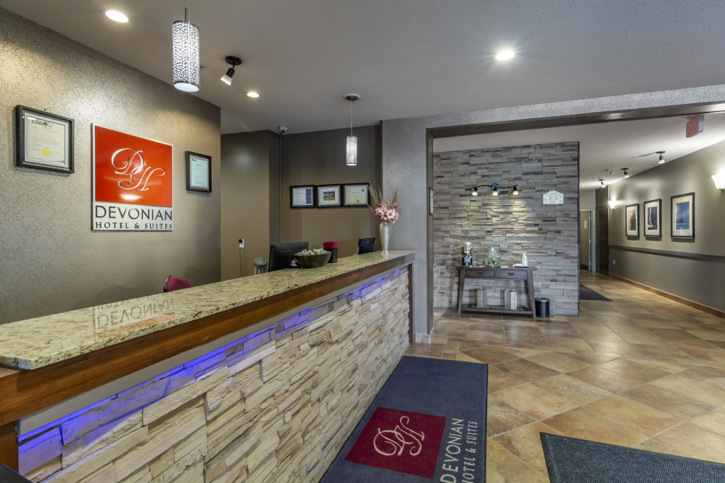 Devonian Hotel and Suites
