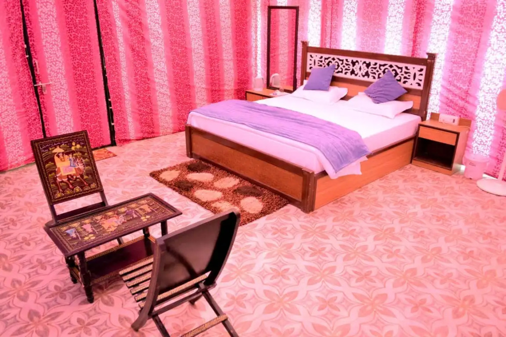 Desert 1St Resort