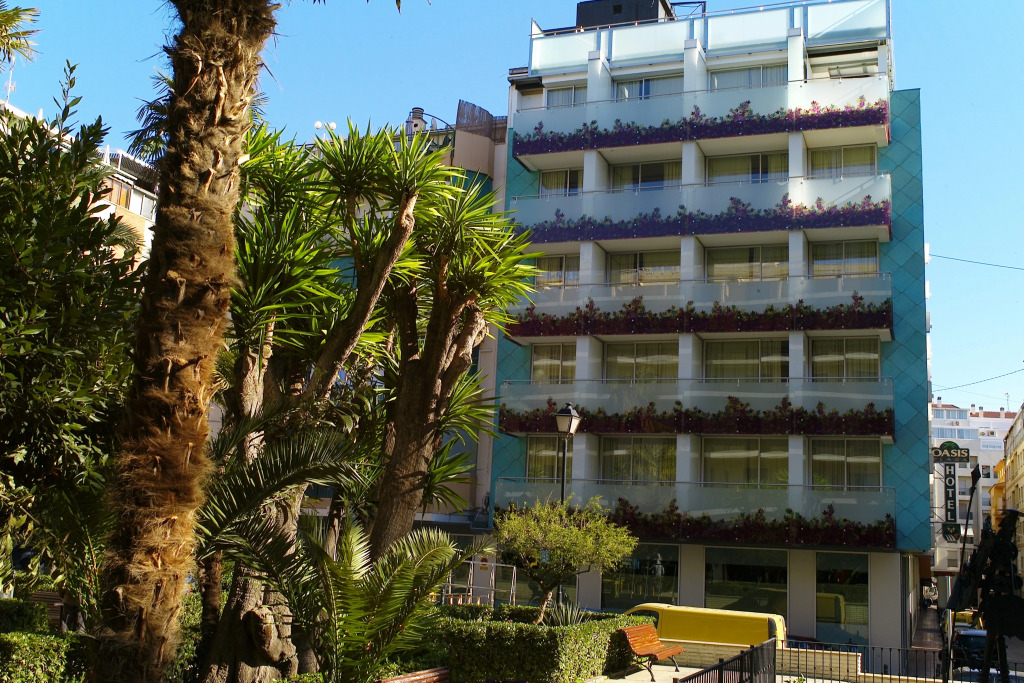 Hotel Oasis Plaza