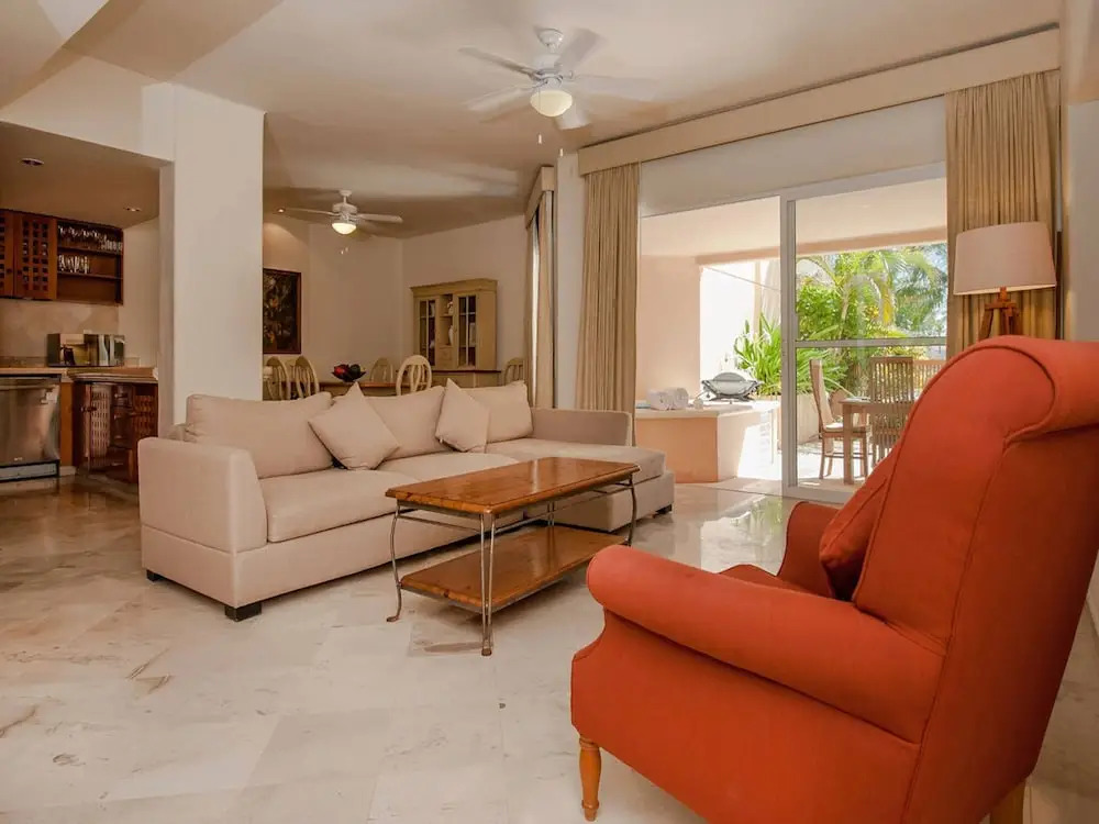 Arena 2Br Condo By Rmh