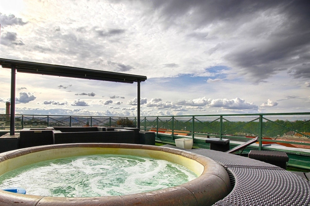 Panoramic Apartment Roof Terrace&Jacuzzi