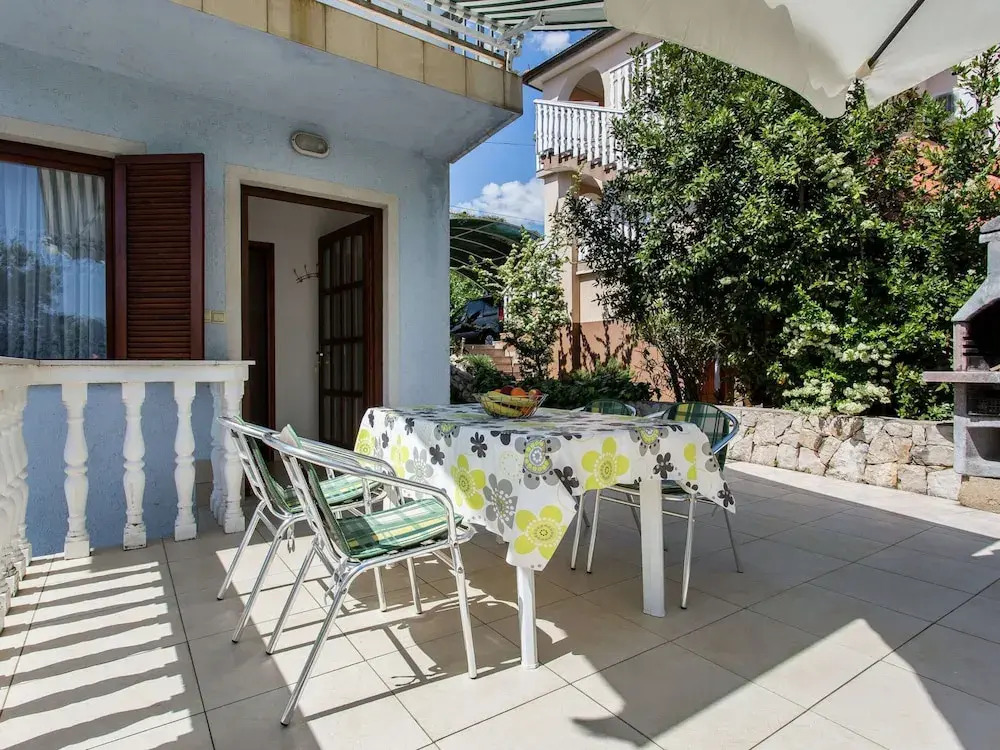 Apartment in Silo Near the Sea