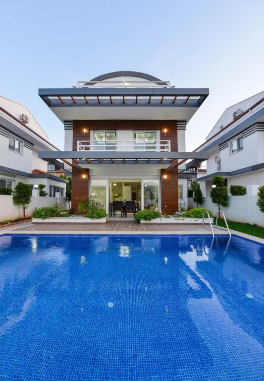Tala Villa 12