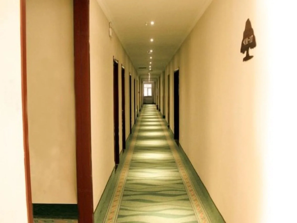 GreenTree Inn HeBei TangShan QianAn Junhe Plaza Business Hotel