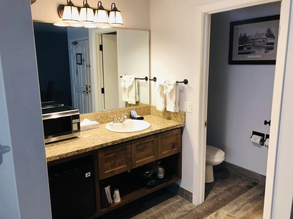 Postmarc Hotel and Spa Suites