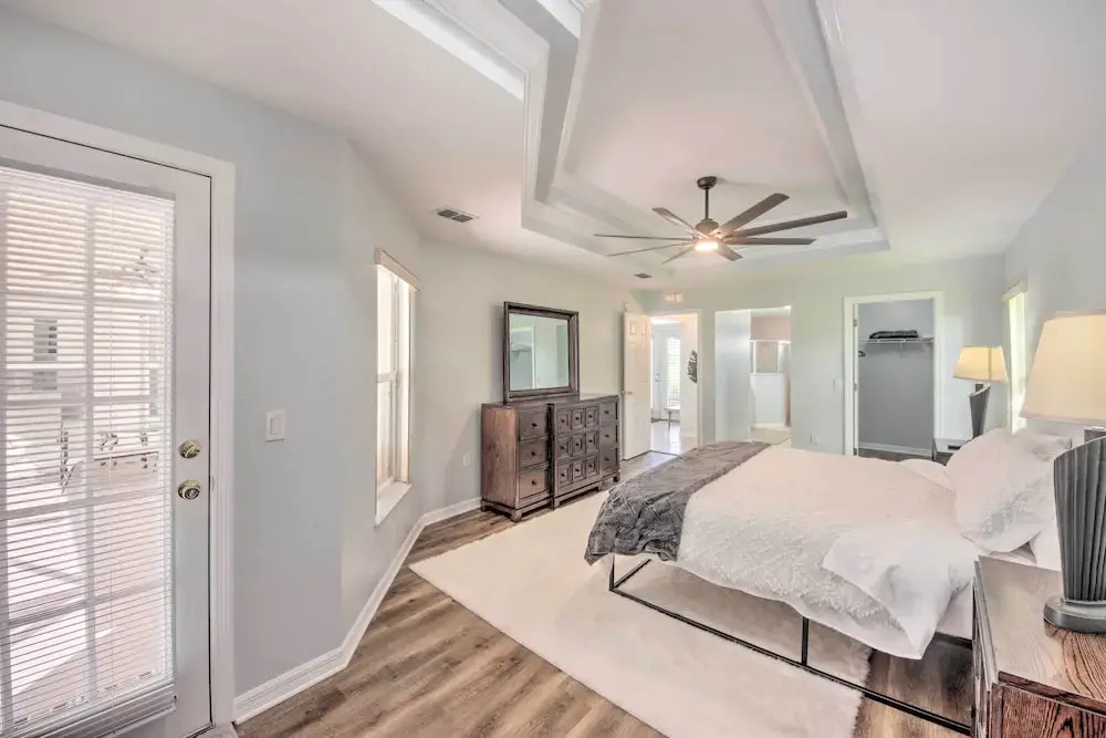 Pool & Fenced Yard: Sebring Retreat