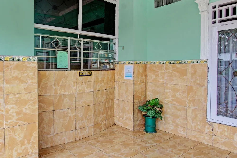 SPOT ON 92445 Mutiara Indah Hotel