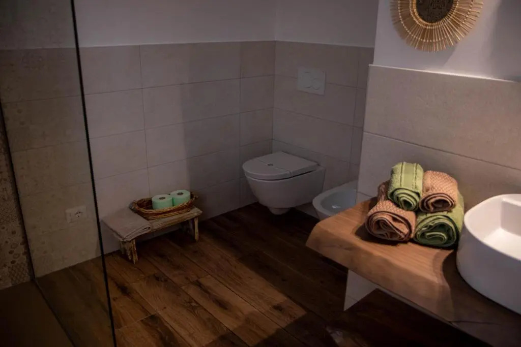 LORA GIUSTA GUEST HOUSE