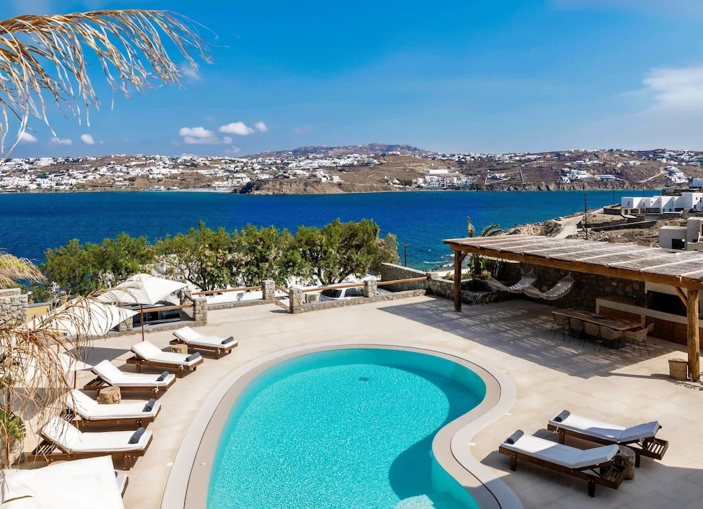 Veneta Suites & Villas