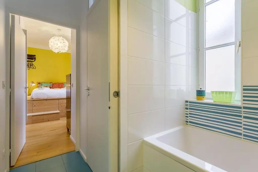 Capucins - 2 chambres et un bureau au calme - - Appartement 2beapart