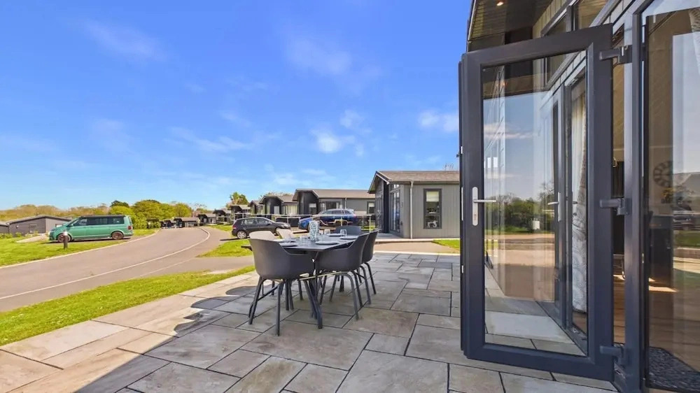 Swanlake Lodge - 3 Bedroom Lodge - Penally