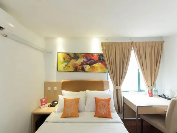 OYO Rooms Chowkit Maju Junction Mall