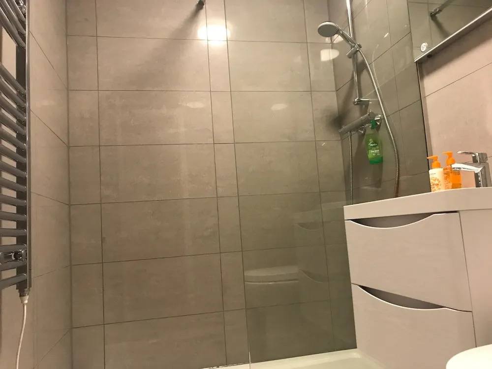 1 Bedroom River Side Flat