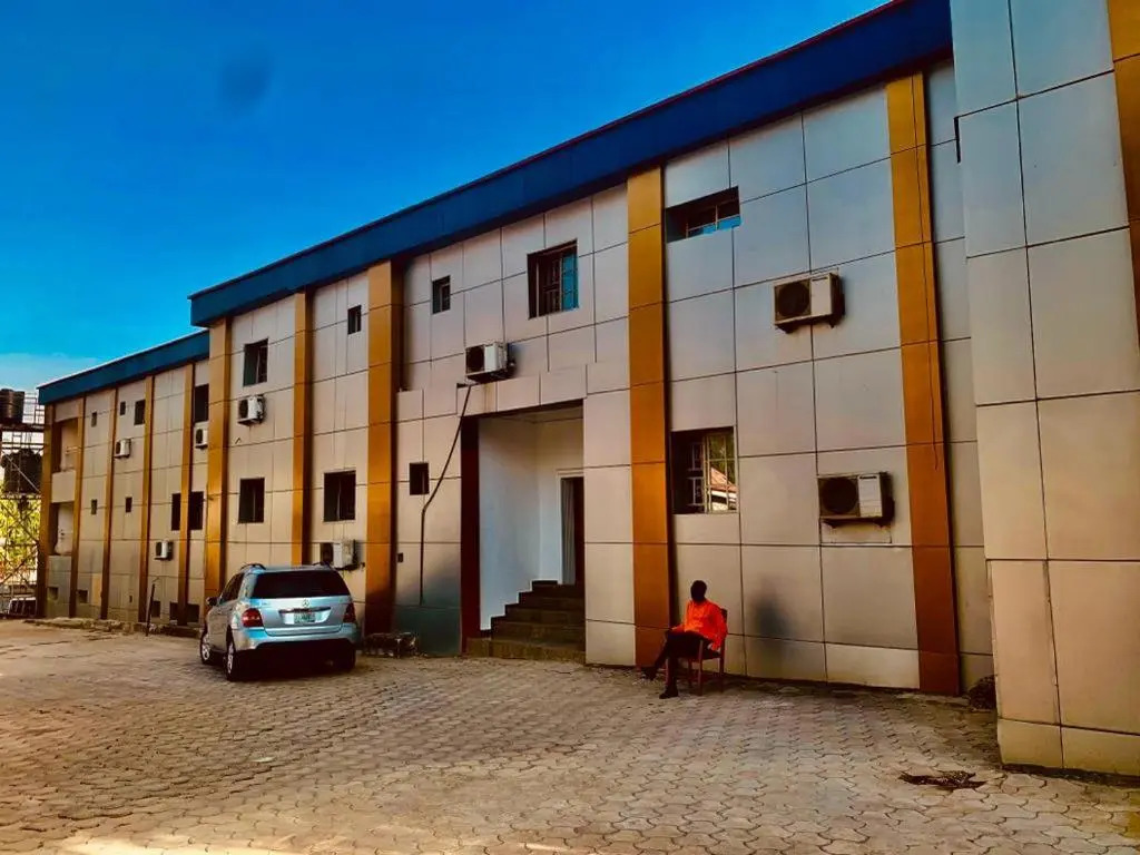 E-Gold Luxury Hotel