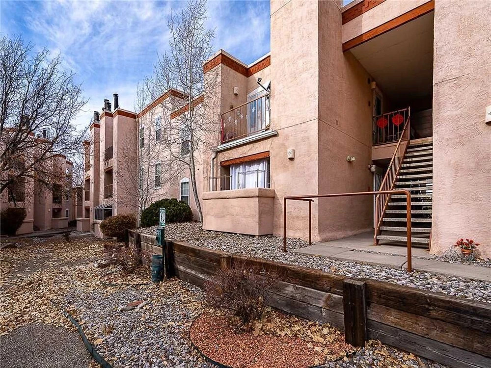 Zia Vista, 2 Bedrooms, Pool Access, Hot Tub, Fitness, Fireplace, Sleeps 4