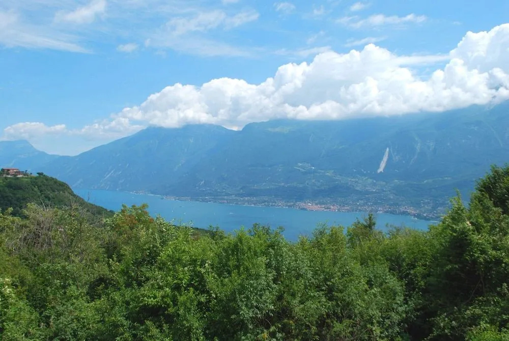 Villa Sole - Theater Home
