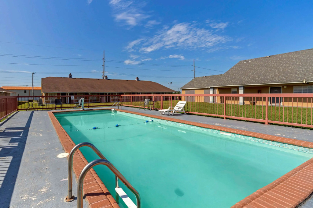 Econo Lodge Pryor