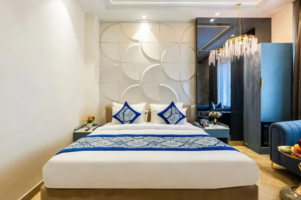 The Bella Express- New Delhi City Centre