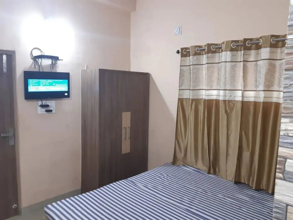 Goroomgo Hotel Ajit Residency Ranchi