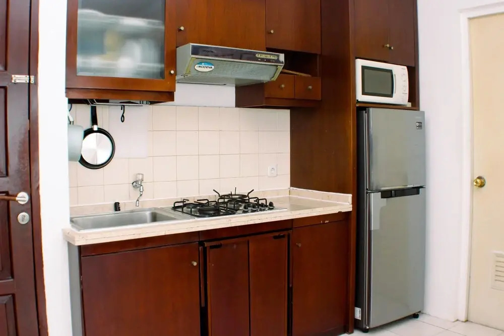 Homey And Simply Look 1Br At Puri Garden Apartment
