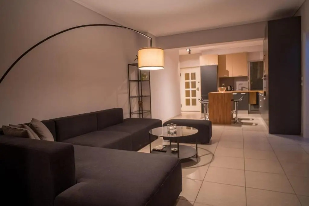 It is a pleasant, modern, functional house!