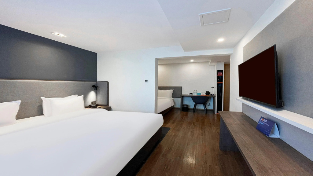 Holiday Inn Express Qingdao City Center by IHG