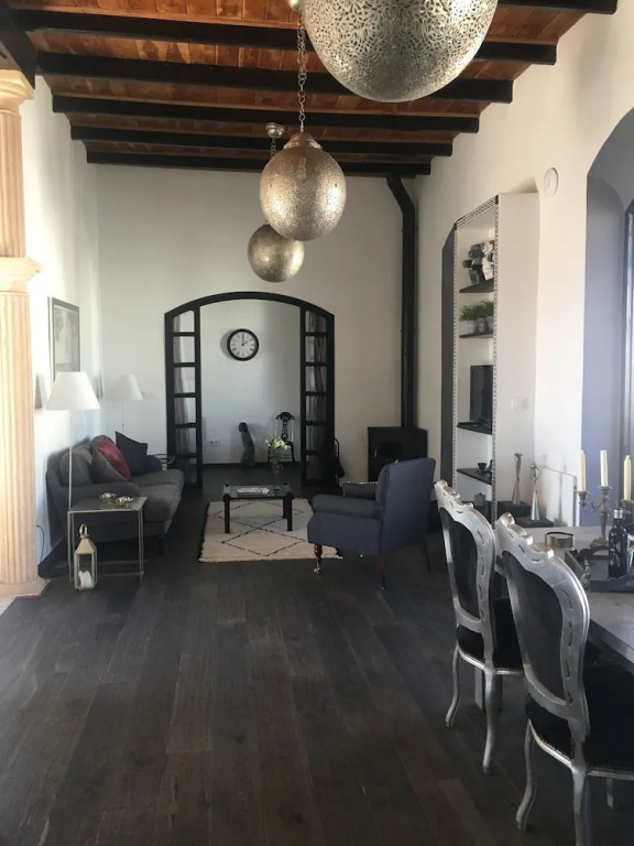 Darcilla Guest House
