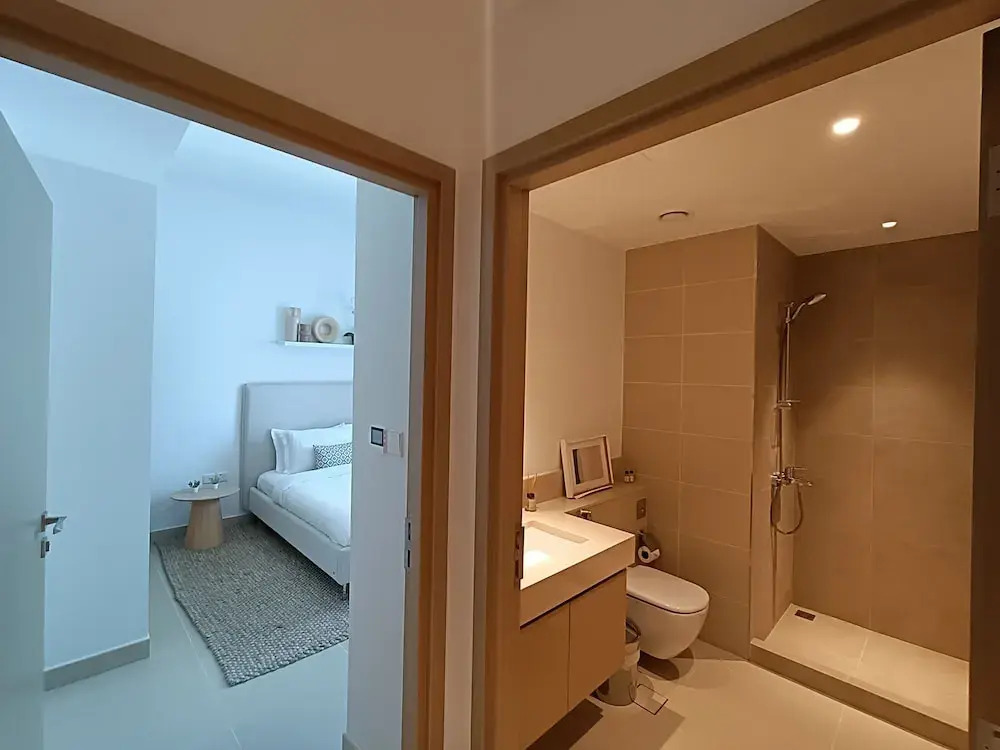 SuperHost- Incredible Apartment Floating Over Dubai Harbour