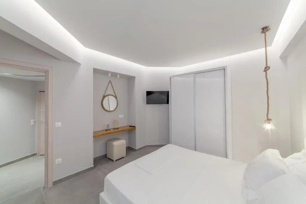 Althea Suites by RentalsPro Services - Nea Moudania Halkidiki