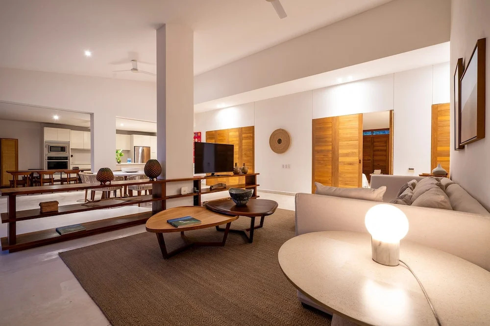 Careyes 114 Oceanfront Luxury With a Spacious Te