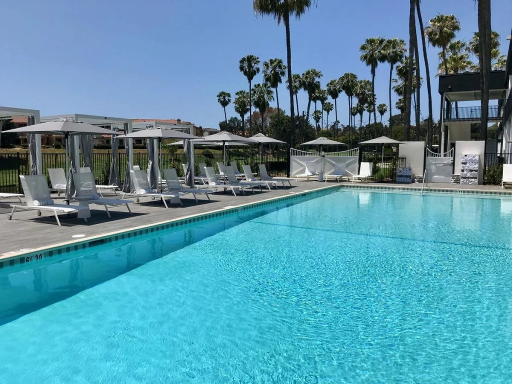 Westdrift Manhattan Beach, Autograph Collection
