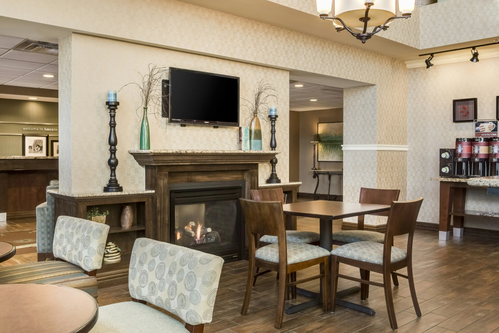 Hampton Inn and Suites - Lincoln Northeast