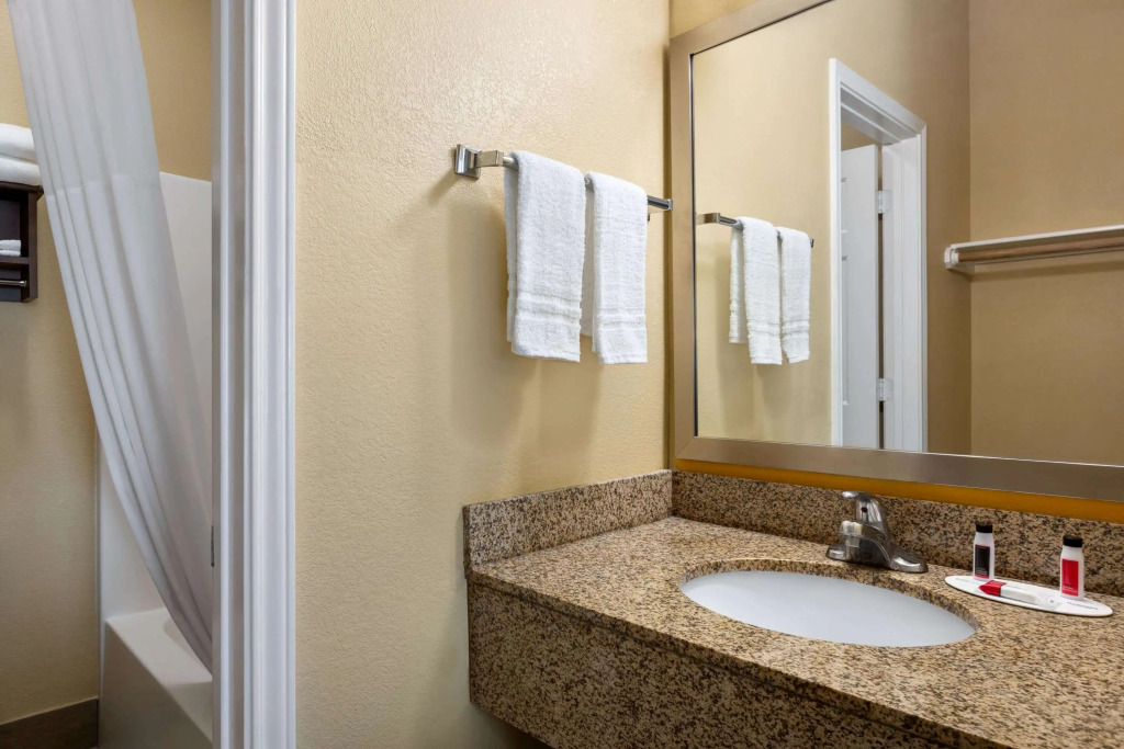Days Inn by Wyndham Port Aransas TX
