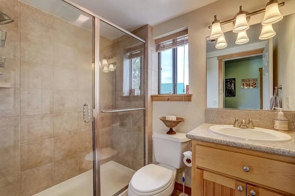 Enjoy Tahoe Lakeview Bliss Pet Friendly!
