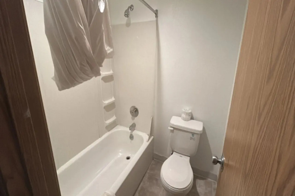 Отель Tacoma Port Inn Fife I-5